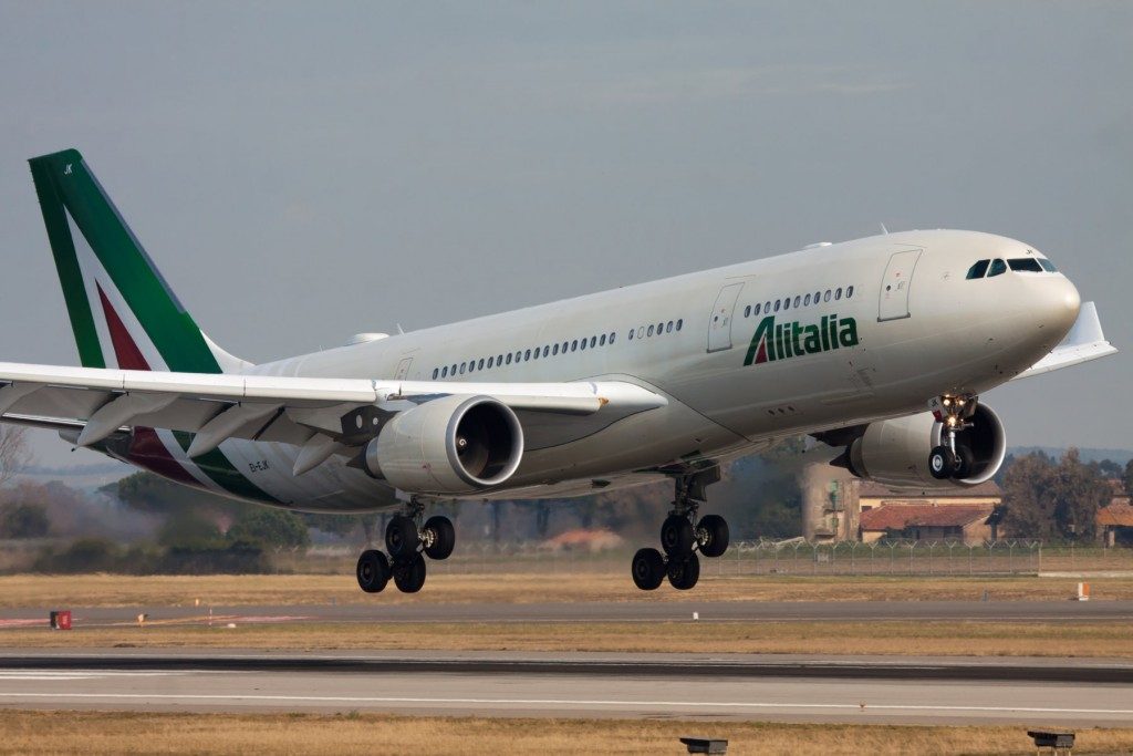 Alitalia chiuderà da aprile le rotte per Seul e Santiago del Cile