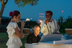 Un party total white ha celebrato l’inaugurazione del Baglioni Resort Sardinia