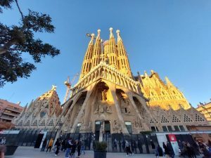 Barcellona: in vigore dal 1° aprile l’aumento della tassa di soggiorno