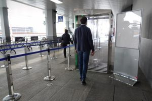 Aeroporto Milano Bergamo: operativa la cabina di sanificazione per i passeggeri