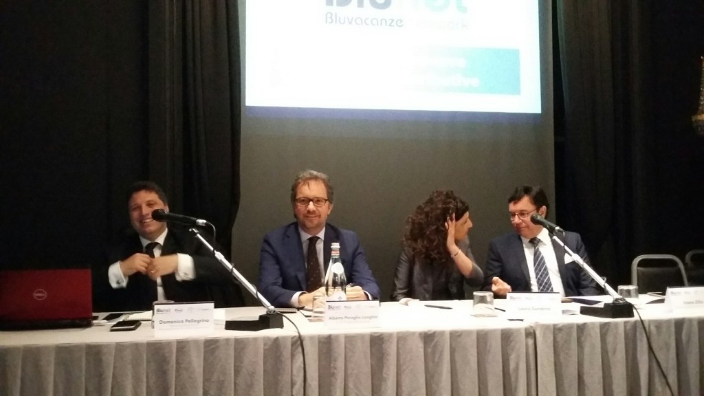 Domenico Pellegrino alla guida del gruppo Bluvacanze