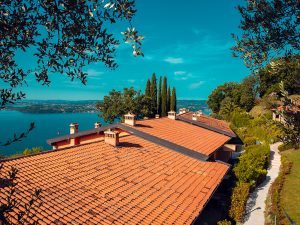 Domina: il 13 maggio riapre il Borgo degli Ulivi sul lago di Garda. Previsti educational per gli adv