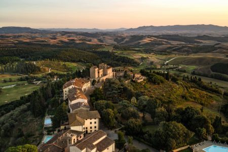 Castelfalfi e Henri Grandjean & Cie: partnership all’insegna del lusso