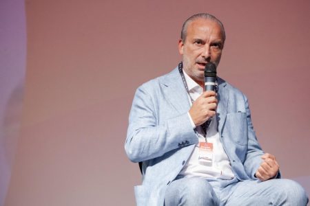 “Sneakers by Glamour” torna in pista su Europa e Marocco