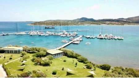 Blue Marina Awards, a Cala dei Sardi focus su tutela del mare e marina sostenibili