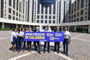Ryanair raddoppia sulla Calabria: altri 2 velivoli basati e 11 nuove rotte