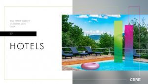 Cbre: investimenti in hotel in calo, ma si conferma l’interesse per i trophy asset, nonché per sviluppi e conversioni