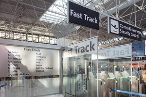 Il Fast Track di Telepass sbarca negli aeroporti. Si comincia da Roma, Milano, Torino e Napoli