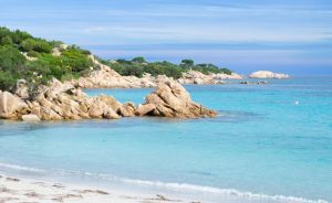 Il gruppo Statuto conquista l’hotel Le Ginestre. Niente più Rosewood in costa Smeralda?