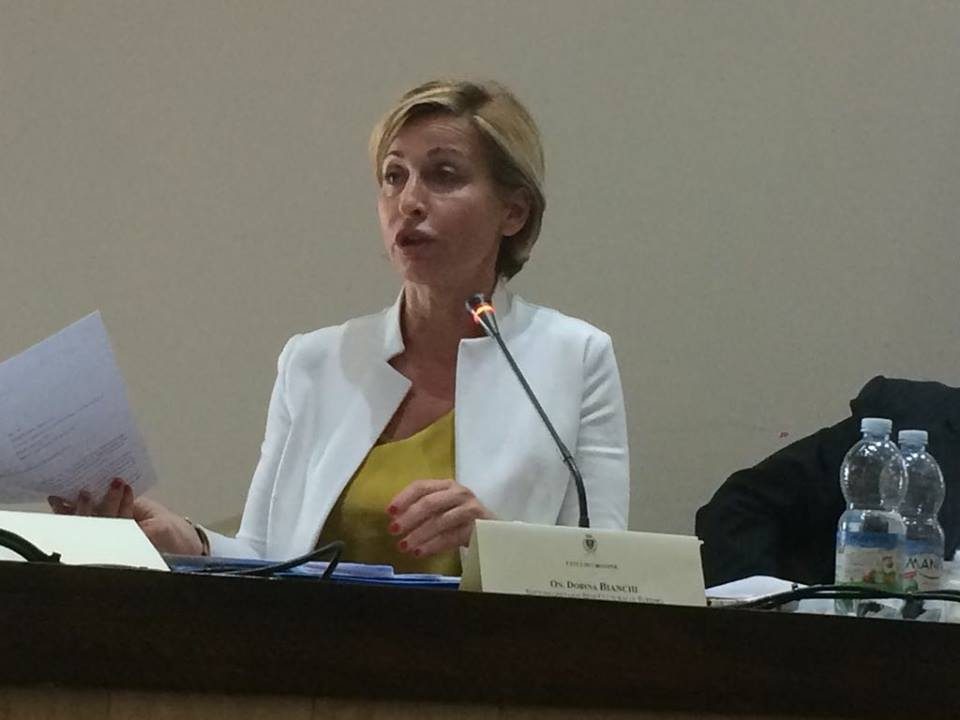 Dorina Bianchi a sostegno delle Olimpiadi a Napoli