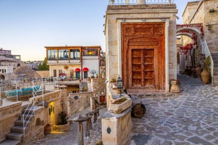 Hilton rafforza il segmento lifestyle e presenta Elika Cave Suites Cappadocia