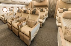 Emirates porta la Premium economy anche sulla rotta per Oslo