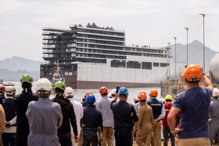 Explora V, procedono i lavori: varato il troncone di prua