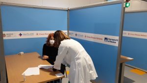 Fiumicino: operativo il centro vaccini della Regione Lazio, nell’area Lunga Sosta