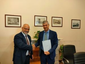 Aeroporto Alghero: la Sogeaal firma il contratto di programma con Enac al 2026