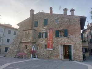 Friuli Venezia Giulia: la bellezza di Grado ospita un Gustav Klimt inedito