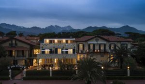 Forte dei Marmi, l’Hotel Byron si rinnova con 18 suite e 2 ristoranti