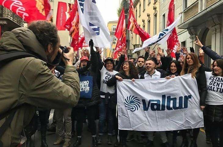 #SiamoGenteValtur, tutta la rete a sostegno del marchio