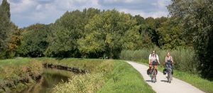Fiandre in bicicletta: taglio del nastro per le nuove Icon Cycle Routes