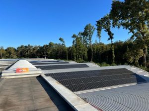 Il gruppo Jet Park è sempre più green: attivato l’impianto fotovoltaico per la sede di Malpensa