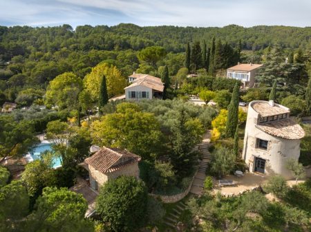 Lou Calen Eco Resort, la Provenza più autentica tra cultura, natura ed enogastronomia