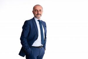 Aidit sigla una partnership assicurativa con Spencer & Carter