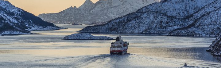 Giver, trend positivo per la navigazione Hurtigruten