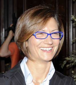 Il ministro Gelimini: “Le attività commerciali riapriranno a maggio”