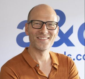 Ao Hostels: pernottamenti in calo di oltre il 50% ma c’è luce in fondo al tunnel