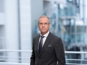 Sas archivia il peggiore esercizio della sua storia: rosso da 907 milioni di euro