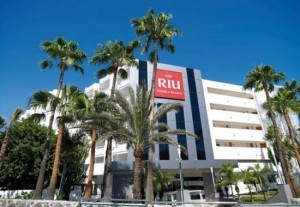 Tui vende 21 hotel a Riu ma continua la partnership per la gestione delle strutture