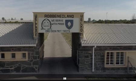 Sudafrica: le carceri di Robben Island diventeranno alloggi turistici