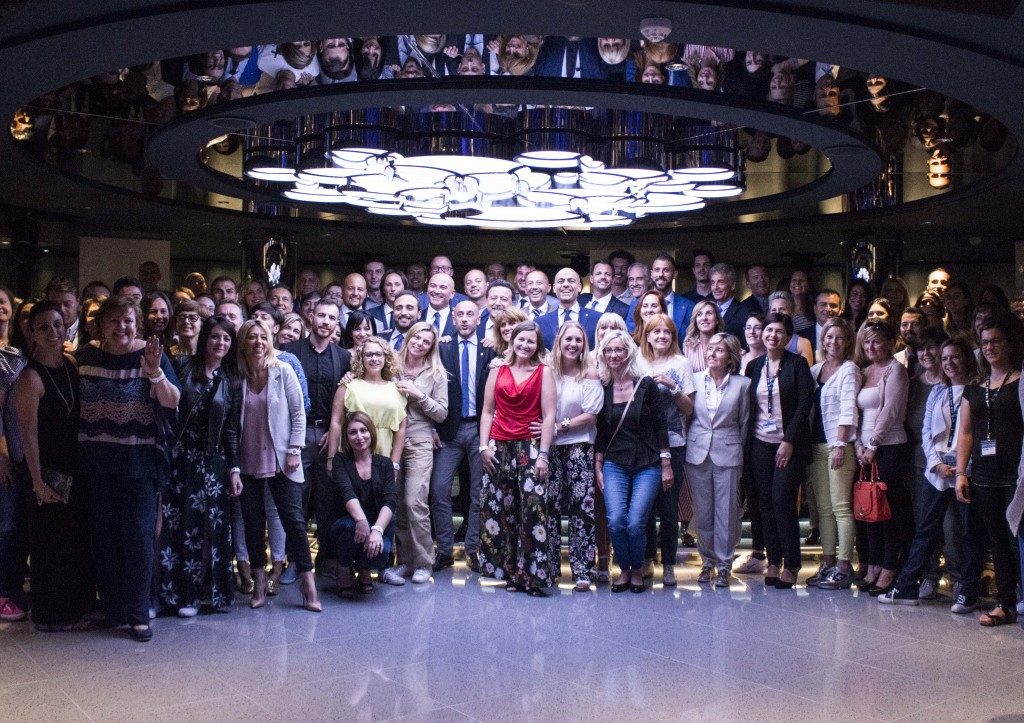 Le adv del gruppo Bluvacanze sulla Msc Seaview per un incontro di formazione