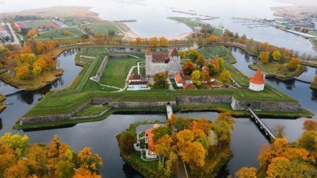 Estonia d’autunno: mix di colori e atmosfere suggestive fra natura e cultura