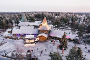 Disponibile il catalogo 2023-2024 del Mondo di Babbo Natale di Giver