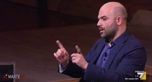 Saviano: la criminalità organizzata si sta mangiando il turismo in crisi