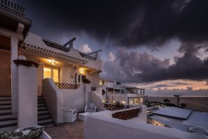 Quattro nuove suite per il Therasia Resort Sea & Spa di Vulcano