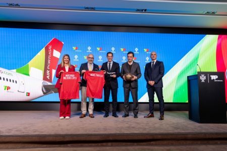 Tap Air Portugal è  la compagnia aerea ufficiale della nazionale di calcio portoghese