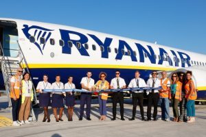 Ryanair debutta a Salerno con 16 voli settimanali: obiettivo 130.000 passeggeri