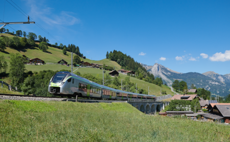 Il Trenino Verde delle Alpi incentiva le prenotazioni per viaggiare fino a metà luglio