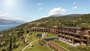 Aprirà il prossimo 8 luglio il nuovo Cape Senses da 55 suite sul lago di Garda
