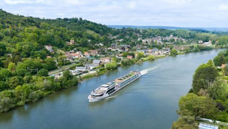 Viva Cruises battezza Viva Beyond, prima nave della linea Boutique