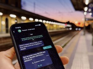 Trenord sbarca su WhatsApp con un nuovo servizio di infomobilità