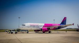 Wizz Air incentiva le prenotazioni per il periodo natalizio: sconti del 30%