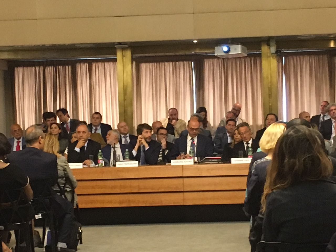 Alfano: «Sicurezza al primo posto per il turismo»