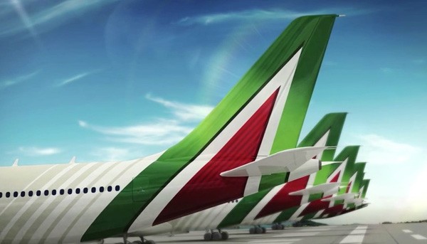 Ball, Alitalia: allo studio la cessione dei voli sul corto raggio