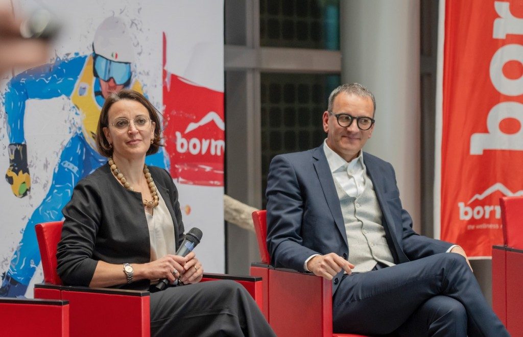 Bormio, il conto alla rovescia per le Olimpiadi invernali: una valle che guarda al mond