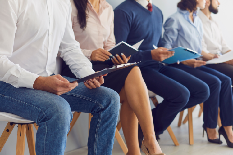 Previste 1,3 milioni assunzioni fra novembre e gennaio. Turismo in top