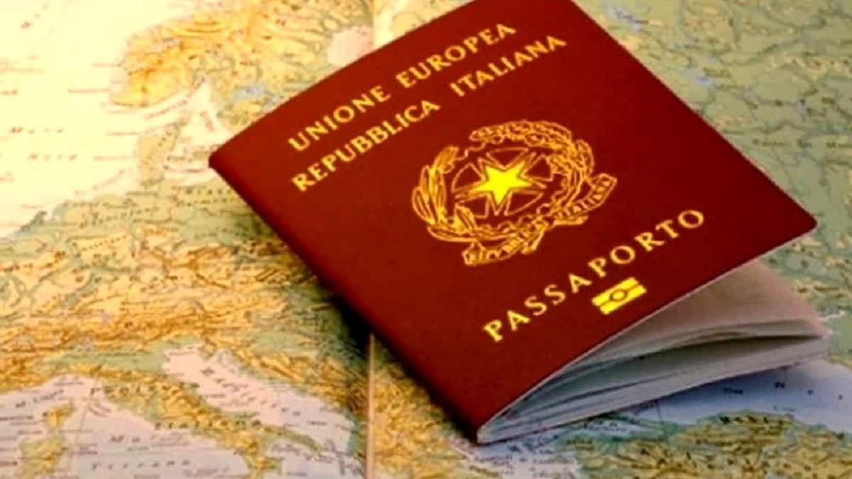 Passaporti: i tempi sono ancora scandalosamente inaccettabili