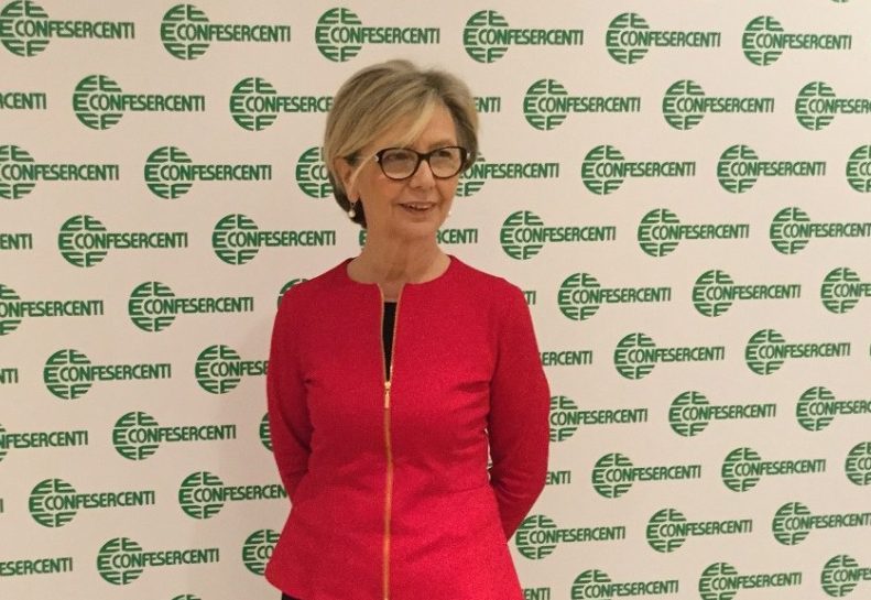 Confesercenti: i danni della guerra faranno soffrire il turismo